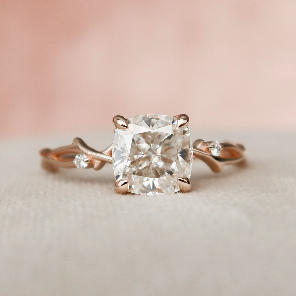 
                  
                    2.0 CT Cushion Twig Style Moissanite Engagement Ring 6
                  
                