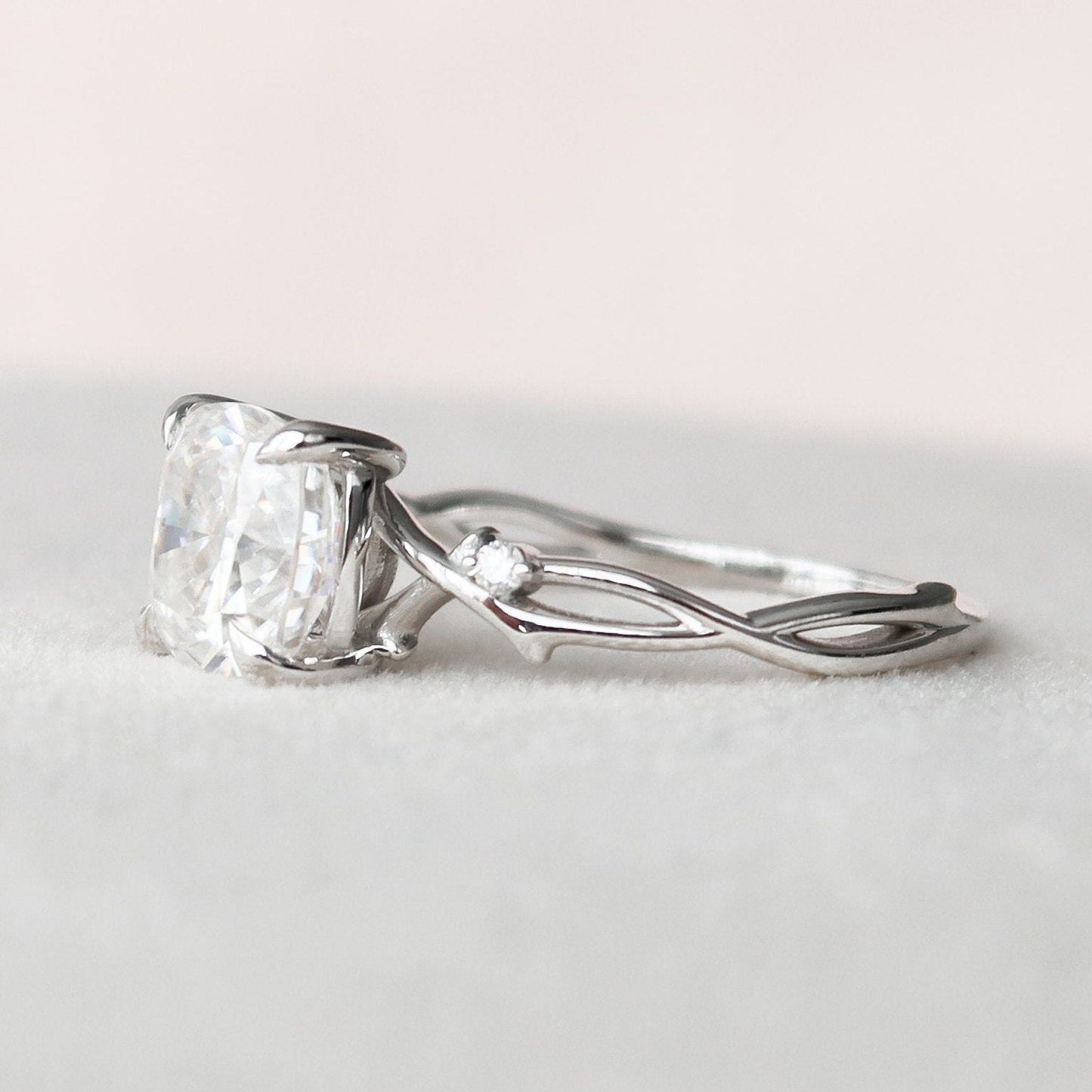 
                  
                    2.0 CT Cushion Twig Style Moissanite Engagement Ring 7
                  
                