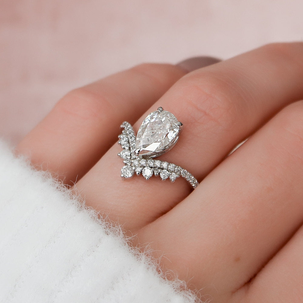 
                  
                    1.5 CT Pear Art Deco Moissanite Engagement Ring 2
                  
                