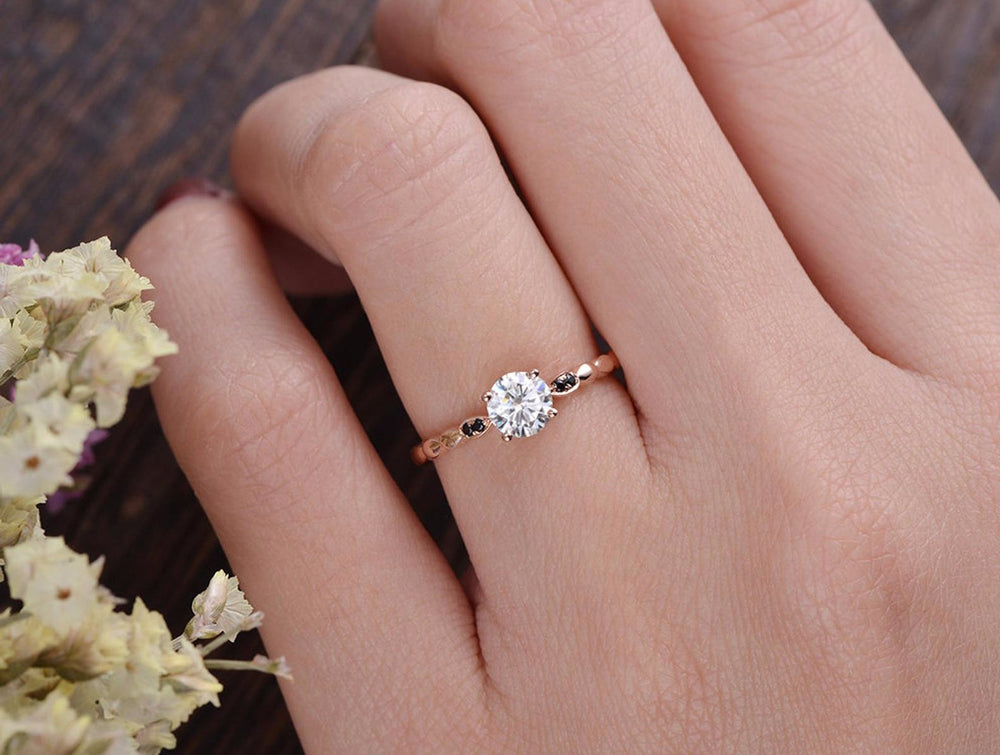 1.35 CT Round Cut Solitaire Moissanite Engagement Ring 2