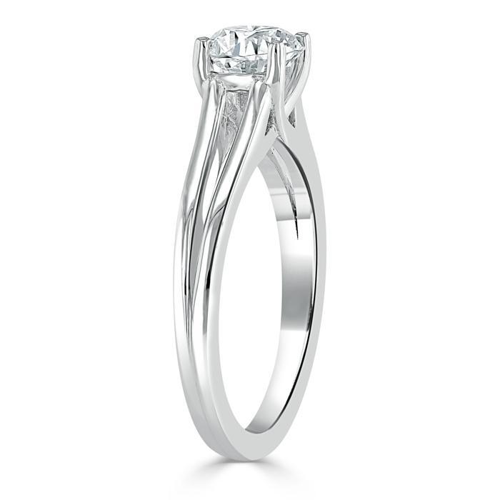 
                  
                    0.94 CT Oval Cut Solitaire Moissanite Engagement Ring 3
                  
                